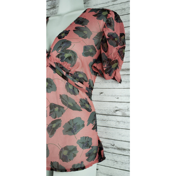 🦋The Limited Shear Empire Waist Shirt Size Small - Picture 4 of 7